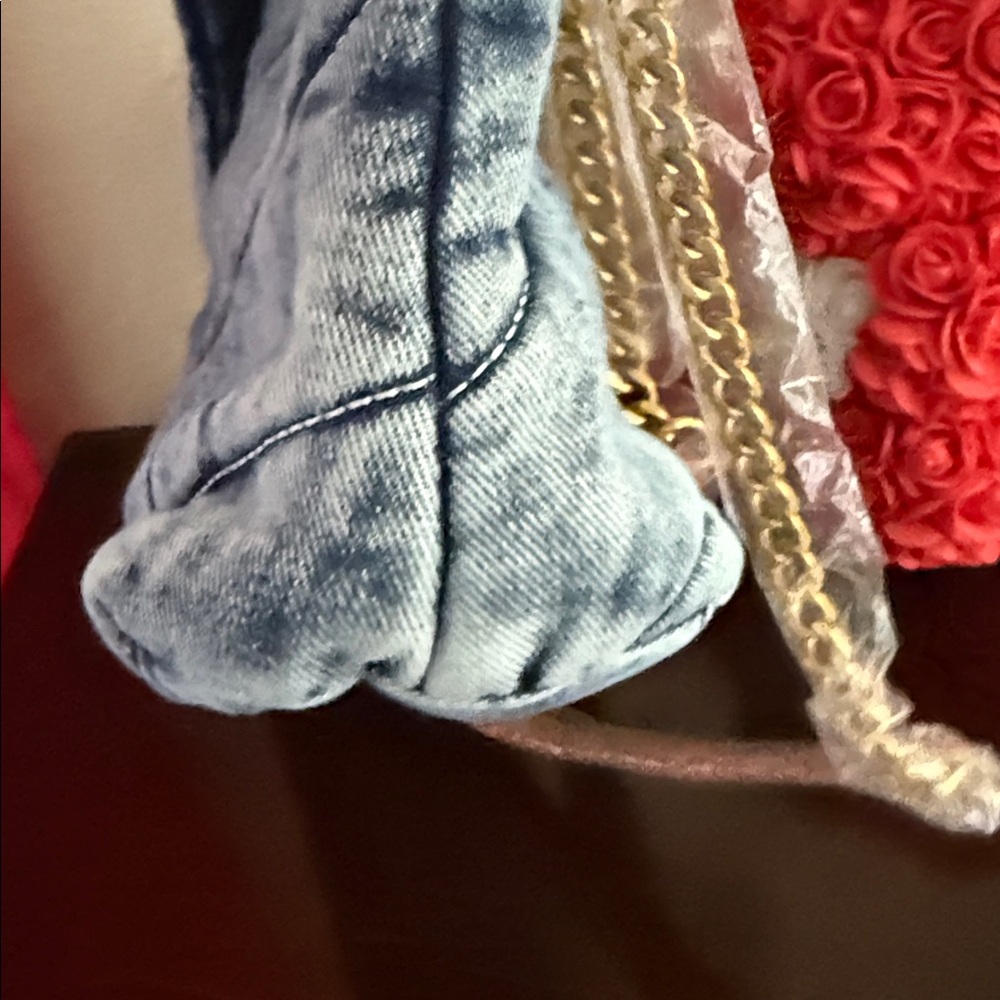 Denim Quilted Chain Crossbody Bag Gold Hardware Trendy Chic - Picture 7 of 9